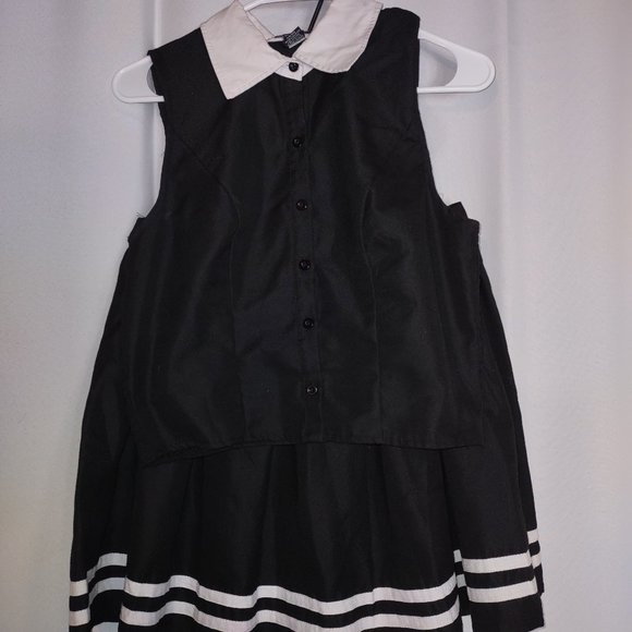 Hot Topic 2 PC set Sleeveless shirt and skirt - Picture 5 of 5